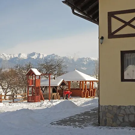 Villa Nea Marin *